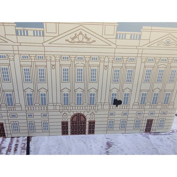 Cat's Meow Village Collectible Wooden Shelf Sitter Buckingham Palace London 1997 - Picture 2 of 7